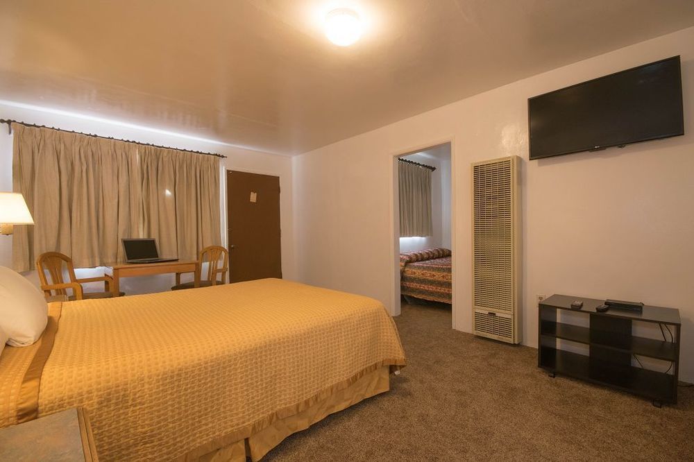 קארסלבד Scandia Motel מראה חיצוני תמונה