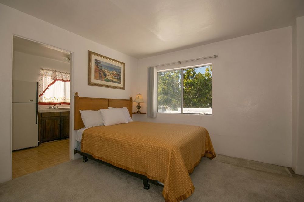 קארסלבד Scandia Motel מראה חיצוני תמונה