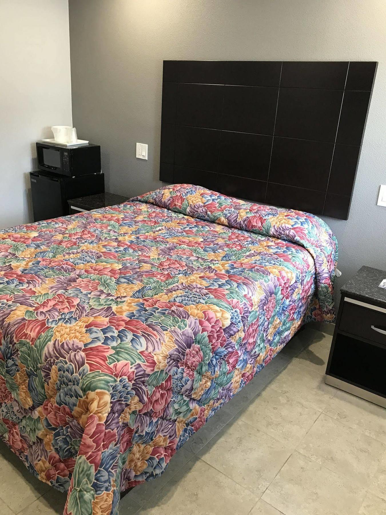 קארסלבד Scandia Motel מראה חיצוני תמונה